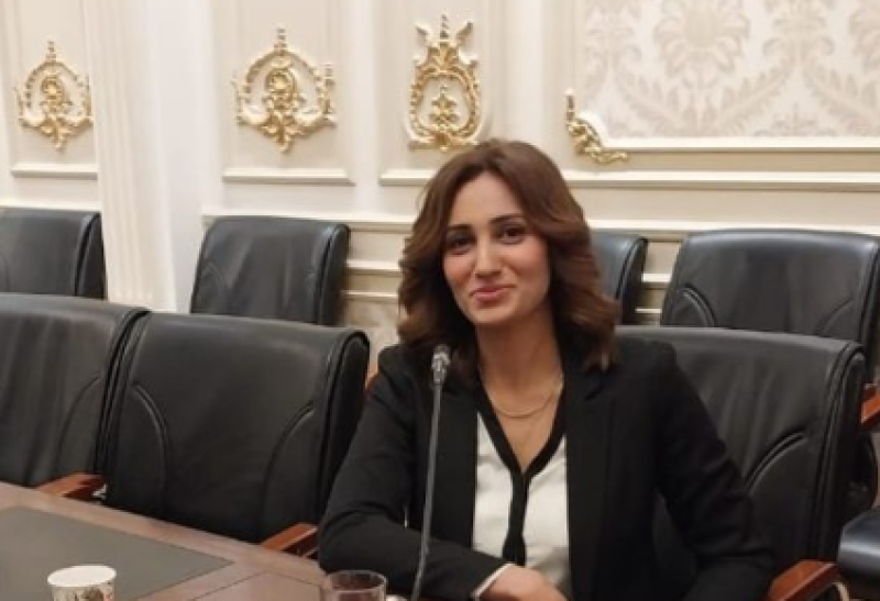 الدكتورة رغدة نجاتي