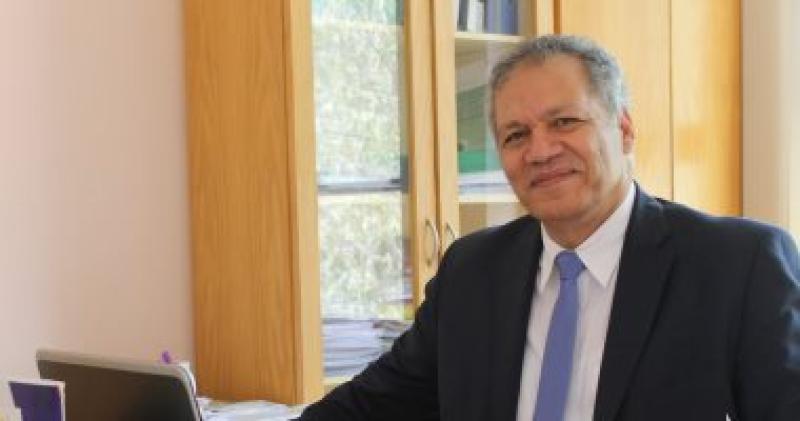 الدكتور محمد يسرى هاشم