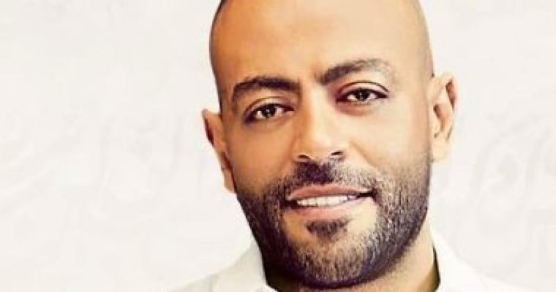 تامر عاشور 
