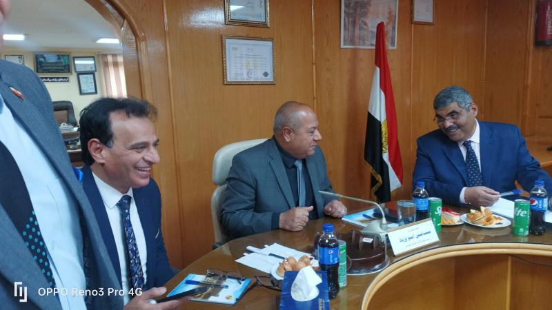 سامى ابو ورده يطلق التيار الكهربائى بولاية رومبيك بجنوب السودان 