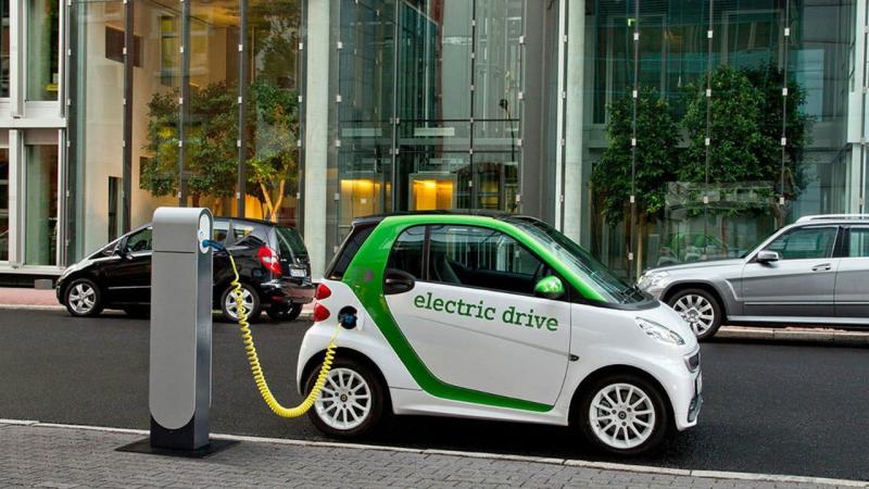 شركة Shift EV تحول أسطول الكترولوكس للعمل بالكهرباء