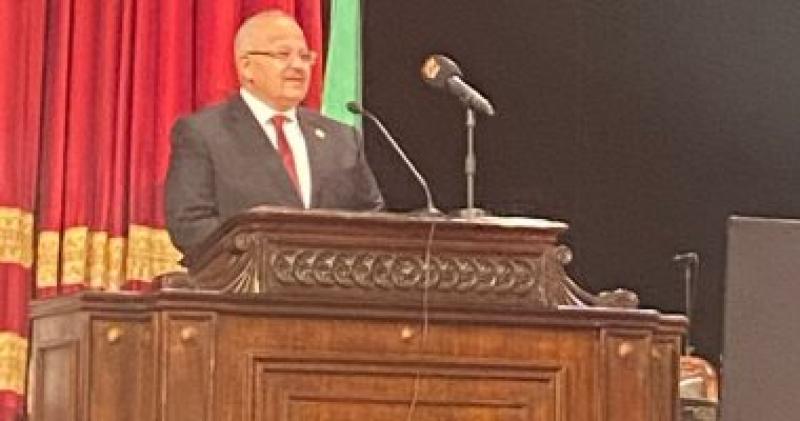 رئيس جامعة القاهرة 