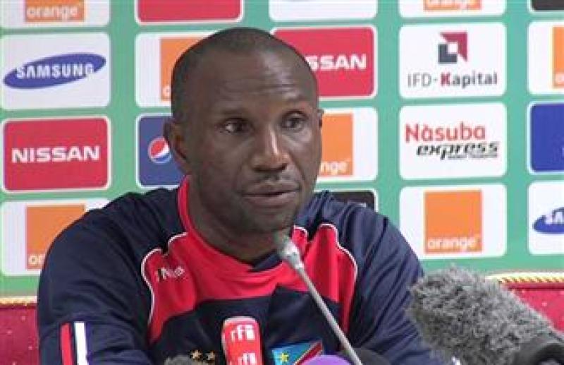 فلوران إيبينجي مدرب الهلال السوداني 