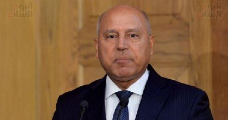 وزير التقاد