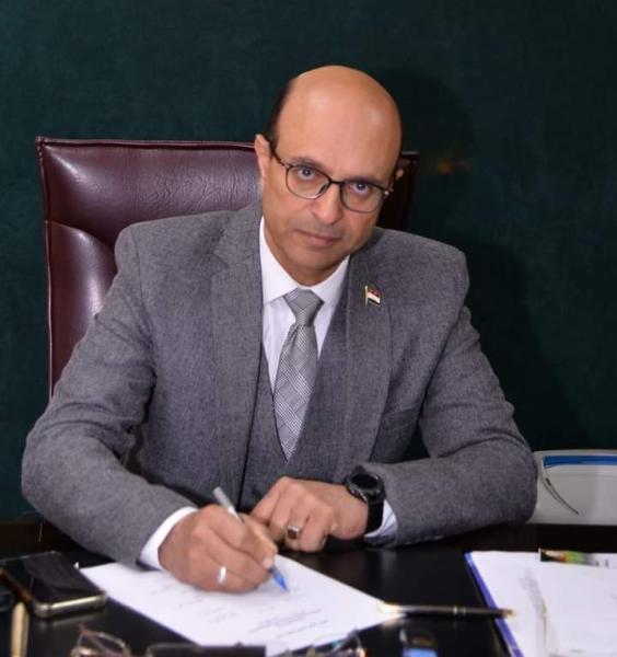 رئيس جامعة أسيوط 