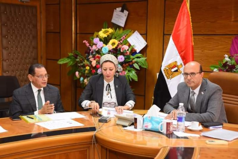 اجتماع رئيس الجامعه 