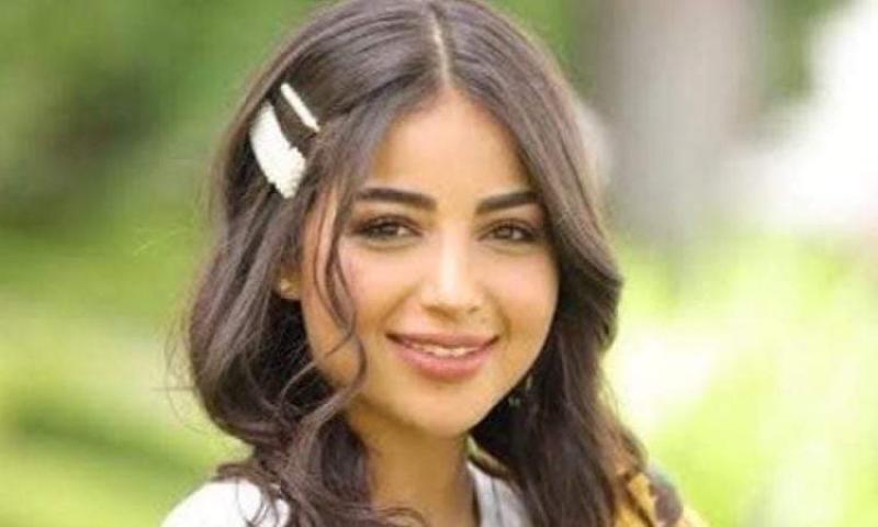 المطربة روان عليان 