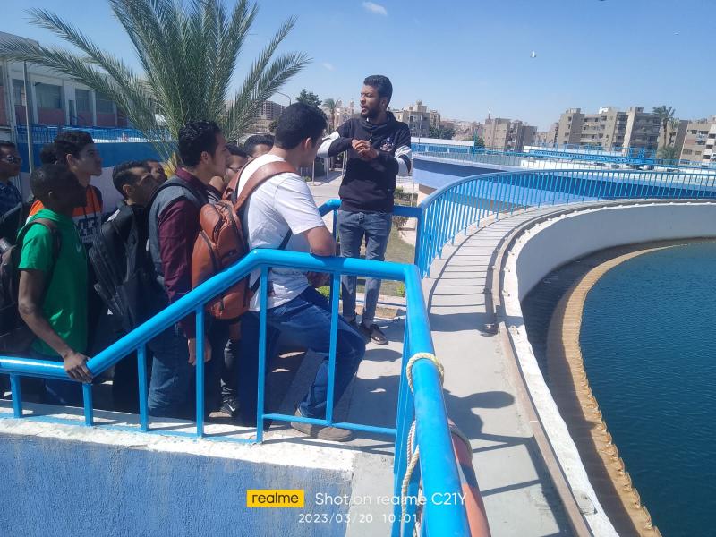 جانب من الزيارة 