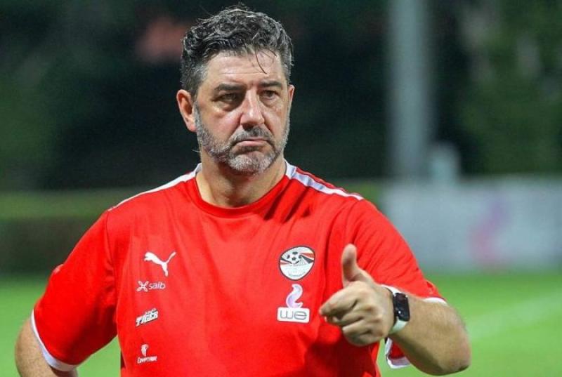  روي فيتوريا