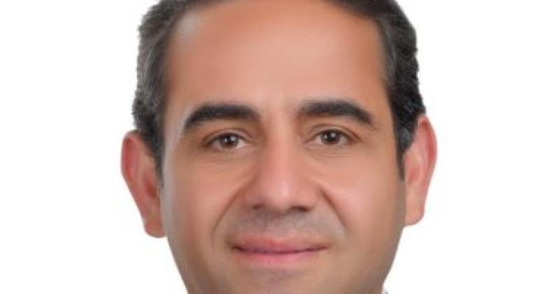 الدكتور شريف صالح