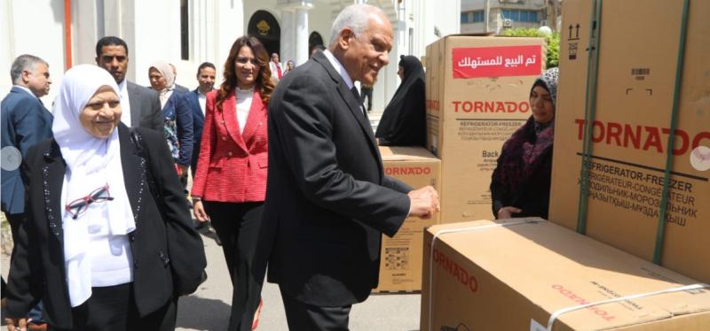 جانب من الاجهة الكهربائية