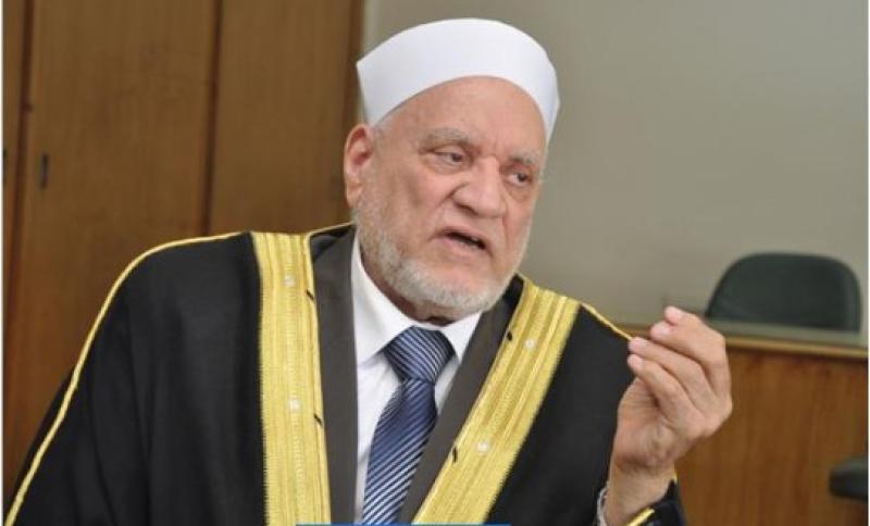 الدكتور احمد عمر هاشم