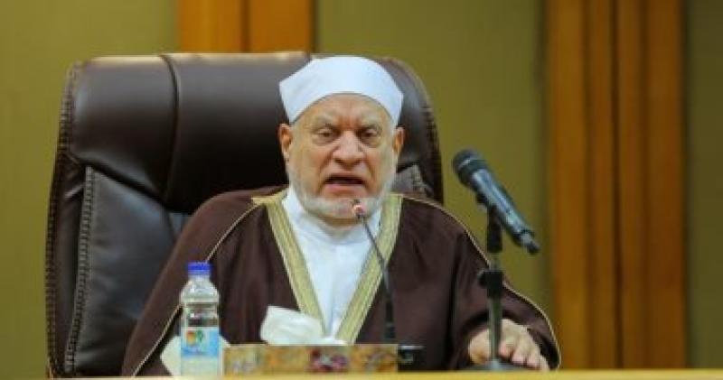 احمد عمر هاشم 