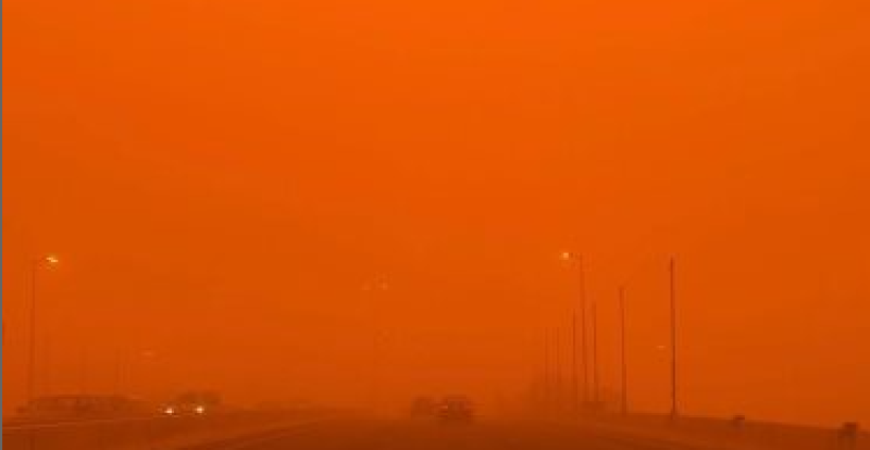 عاصفة ترابية