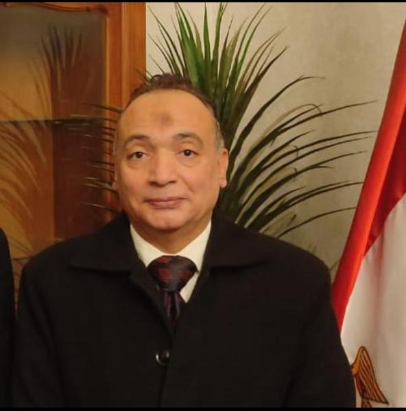 طارق درويش 