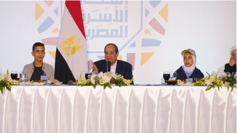 الرئيس السيسي بحفل إفطار الأسمرات