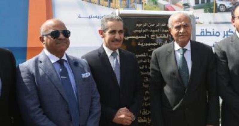 الدكتور عَلى المصيلحىُ وزير التموين والدكتور ابراهيم عشماوى مساعد أول الوزير