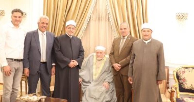 احمد عمر هاشم 