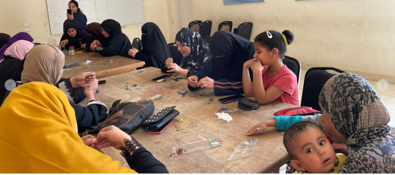 سيدات الاسمرات