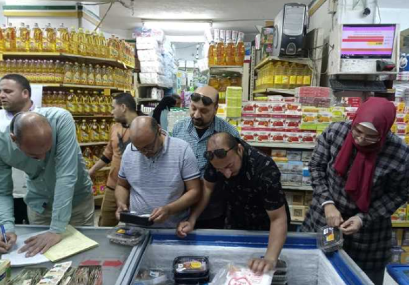 ضبط منتجات منتهية الصلاحية 