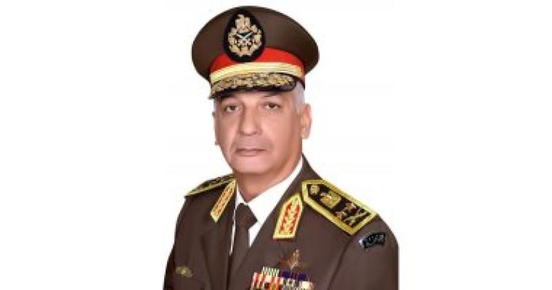 الفريق أول محمد زكى القائـد العـام للقـوات المسلحـة وزيـر الدفـاع والإنتـاج الحربـى