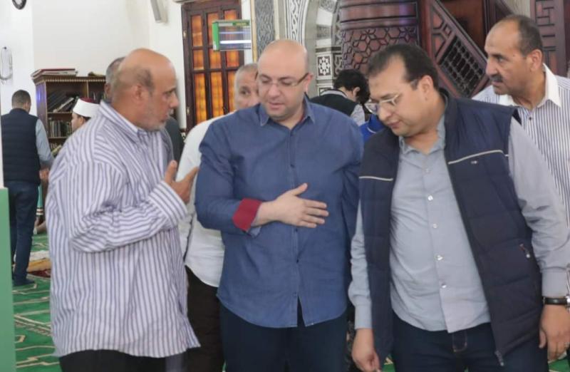 محافظ بني سويف يلتقى عدداً من المواطنين