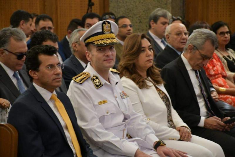 اشرف صبحي 