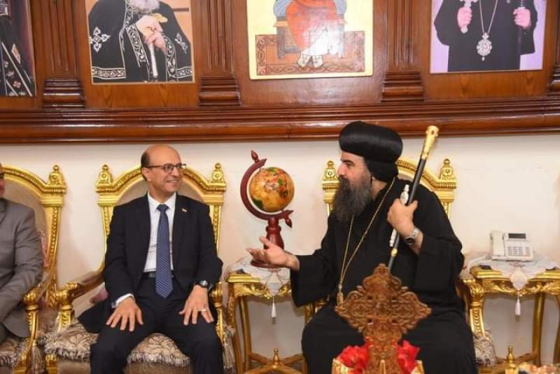 رئيس الجامعه 