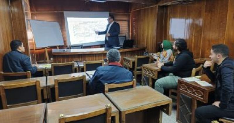 جانب من الورشة