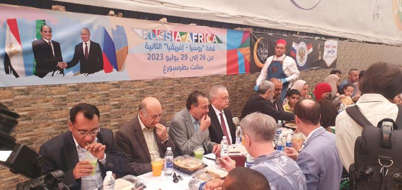 جانب من  إفطار السفارة الروسية