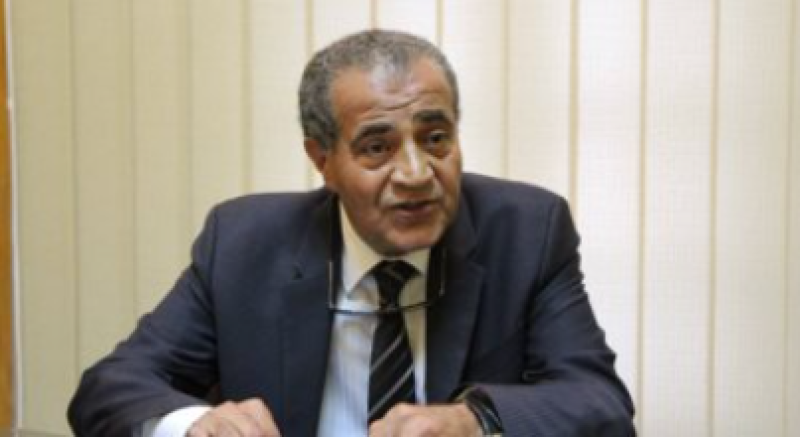 وزير التموين