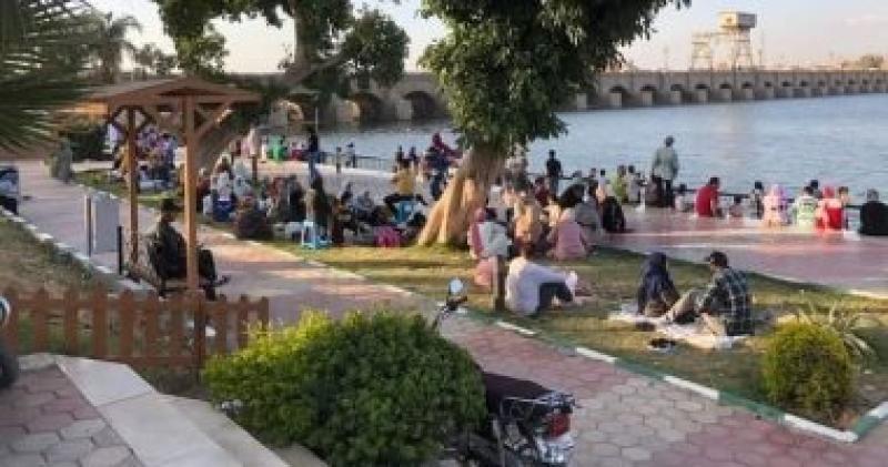 الحدائق 