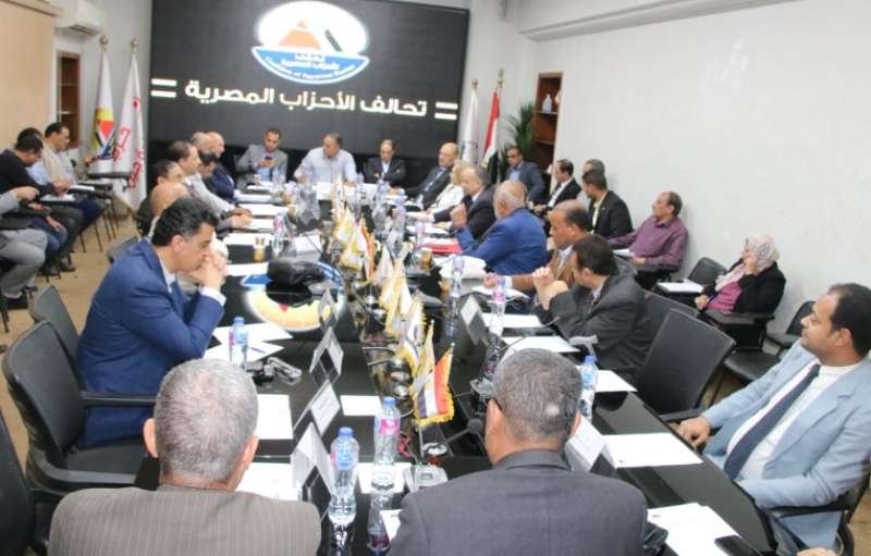 جانب من إجتماع تحالف الاحزاب المصرية