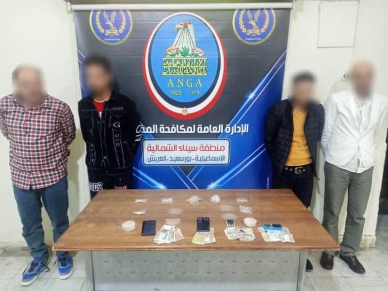المتهمين 