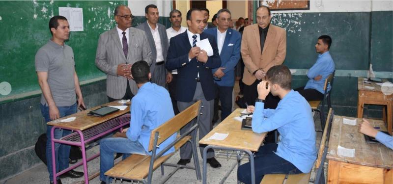 جانب من جولة نائب محافظ المنيا
