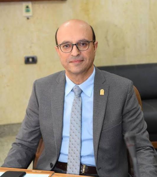 رئيس جامعة أسيوط 
