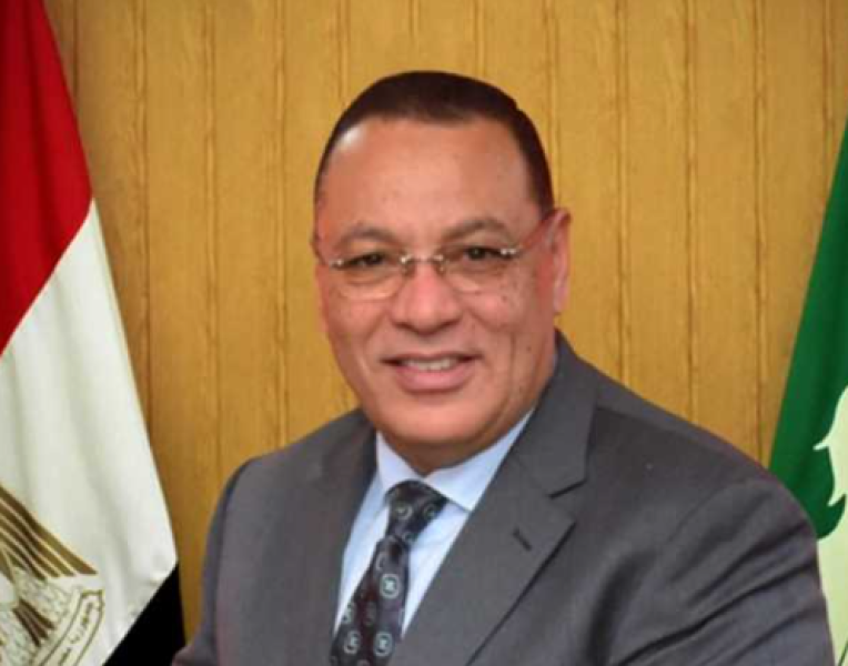 الدكتور ممدوح غراب 