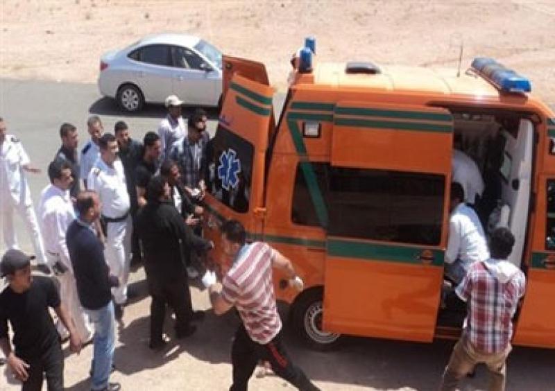 تواجد للاسعاف مكان الحادث