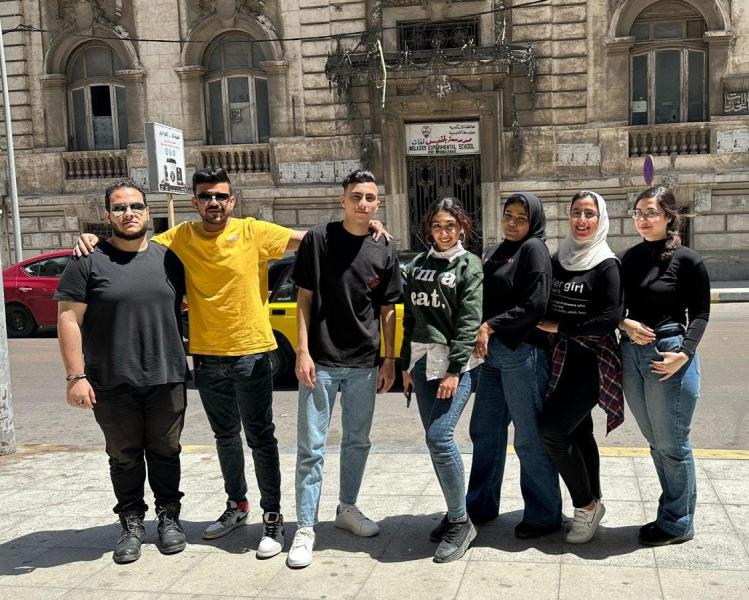 طلاب قسم الصحافة بمعهد الإسكندرية العالي للإعلام