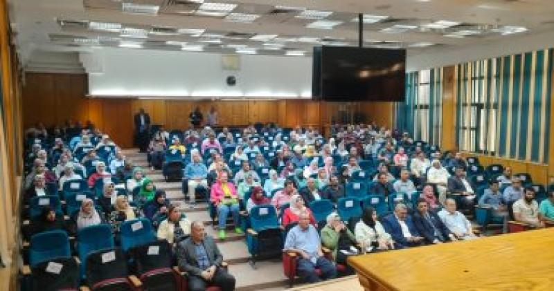 برنامج لبناء قدرات القائمين على منظومة المخلفات