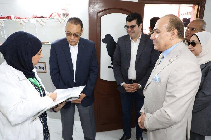 جانب من الافتتاح 