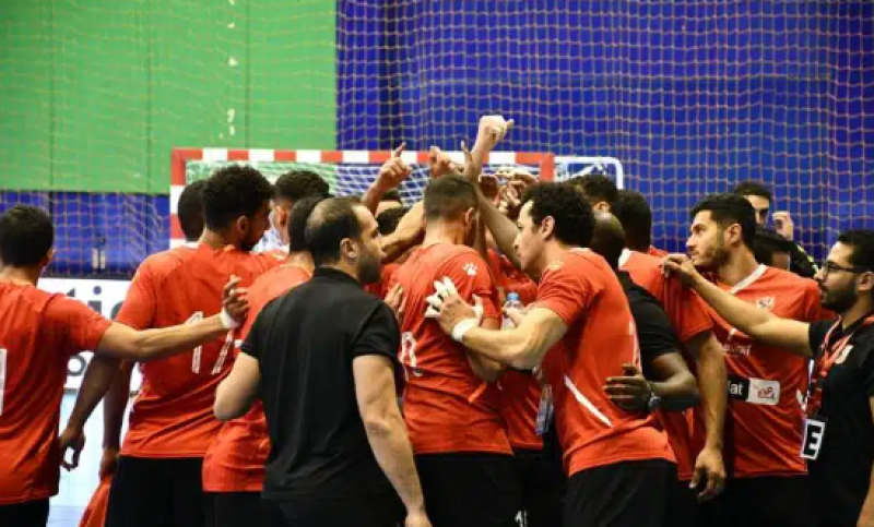 يد الاهلى