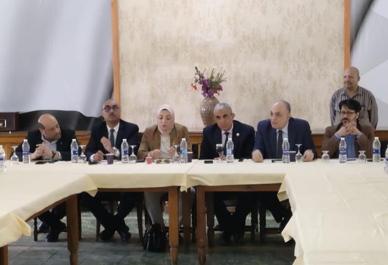 لقاء وفد القوى العاملة 