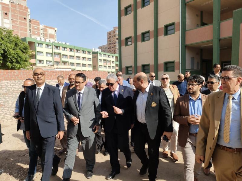 زيارة قوى عاملة النواب لمدرسة الشهيد خالدمحمد الزخرفية بالغربية