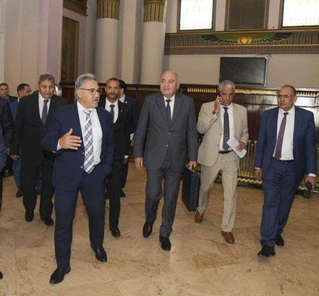 لجنة الإدارة المحلية بالنواب 