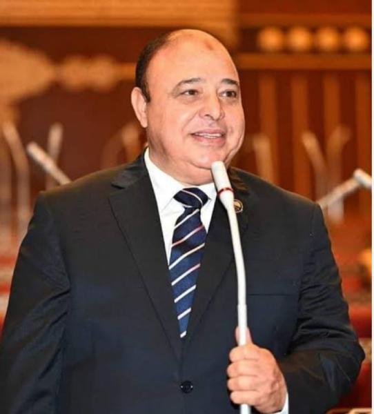 النائب الدكتور حسين خضير 
