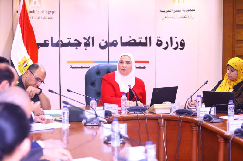 وزيرة التضامن خلال الاجتماع