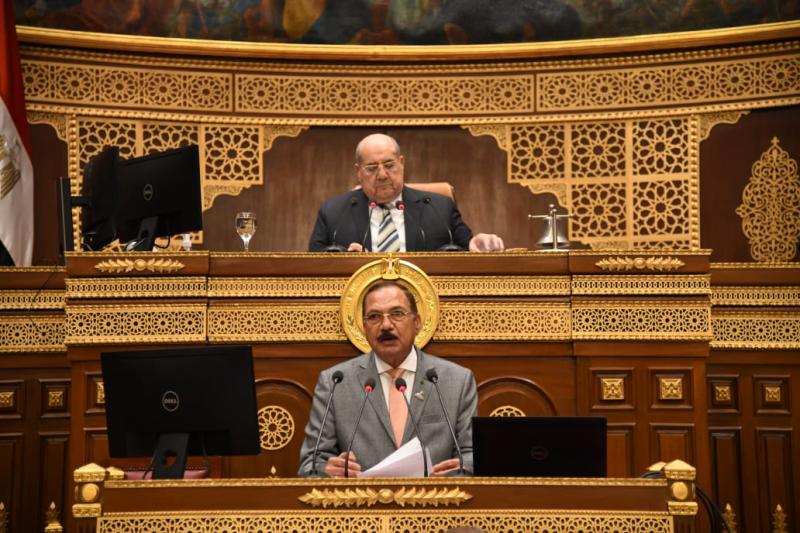 النائب محمد بركات خلال المناقشة