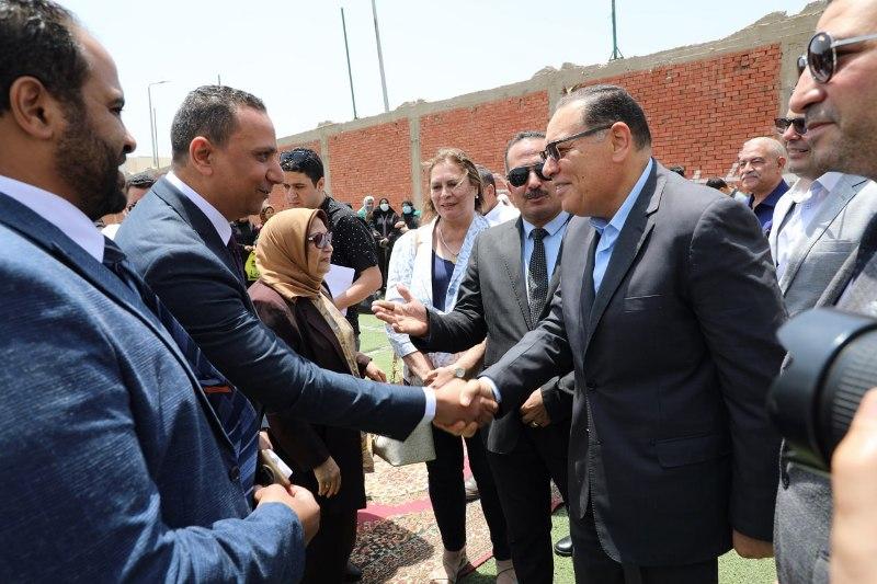 جلنب من الحضور 