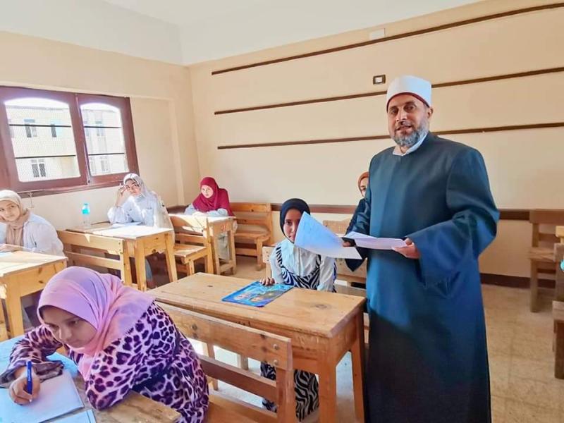 جانب امتحانات الاعدادية 